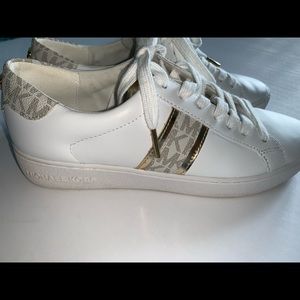 Michael Kors sneakers size 7